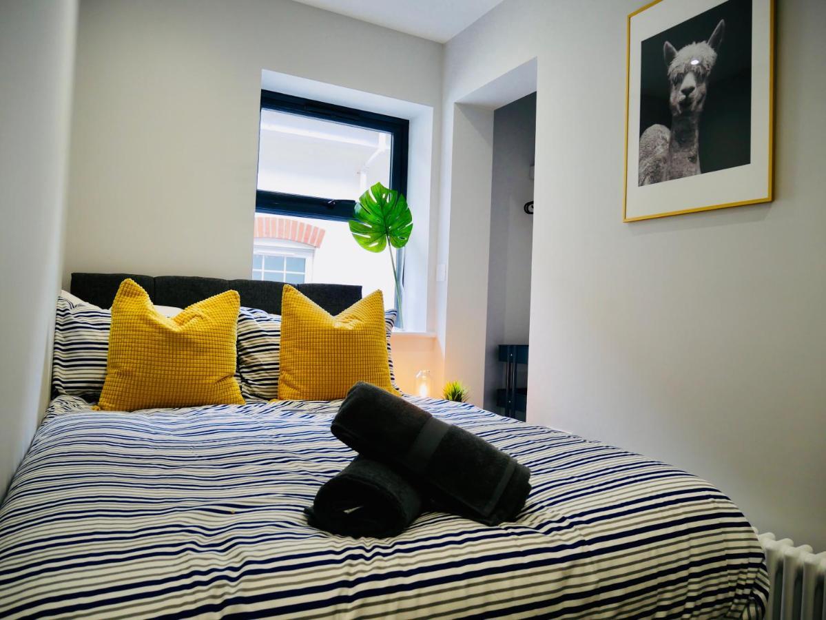 Beautiful Alumpointe Apartment - 400M To The Beach Bournemouth Bagian luar foto